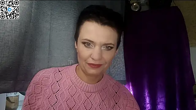 HotMamaQueen234 online show from April 2026 12:30:01 PM