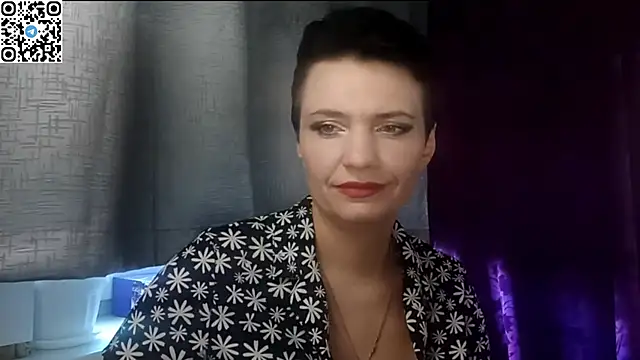 Snapshot of HotMamaQueen234 chatting on May 2026 10:25:01 AM HotMamaQueen234 online show from May 2026 10:25:01 AM