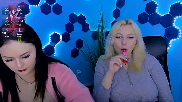 Snapshot of aria_blaze_ chatting on March 2026 10:05:01 AM aria blaze online show from March 2026 10:05:01 AM