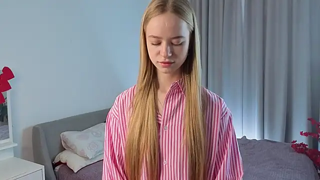 IselaObanner online show from March 2026 06:13:02 AM