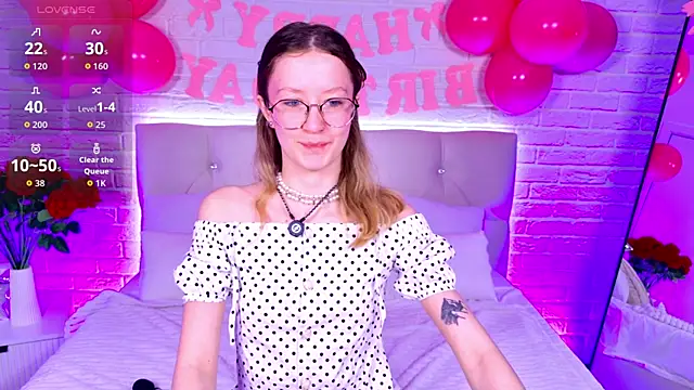 AmelieViolet online show from May 2026 09:45:01 AM