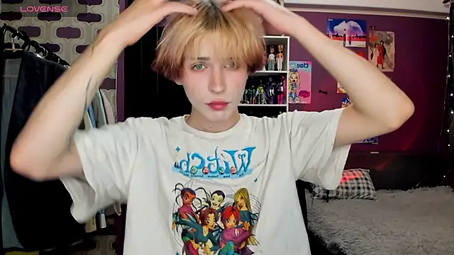 Snapshot of sweet_peach___ chatting on July 2026 08:31:01 PM sweet peach online show from July 2026 08:31:01 PM