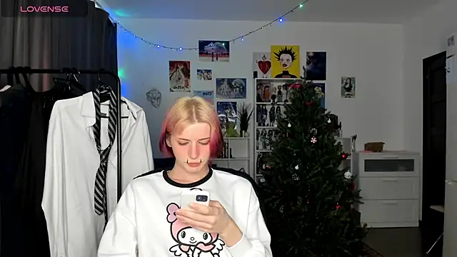 sweet peach    online show from April 2026 04:14:02 PM