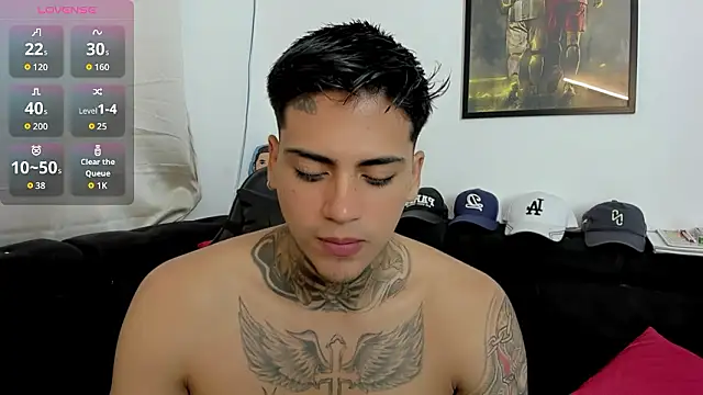 sweetlatinoboy online show from March 2026 12:18:02 PM