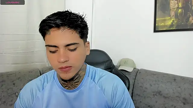 sweetlatinoboy online show from August 2026 09:58:02 AM