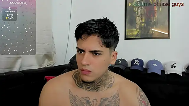 sweetlatinoboy online show from May 2026 11:54:02 AM
