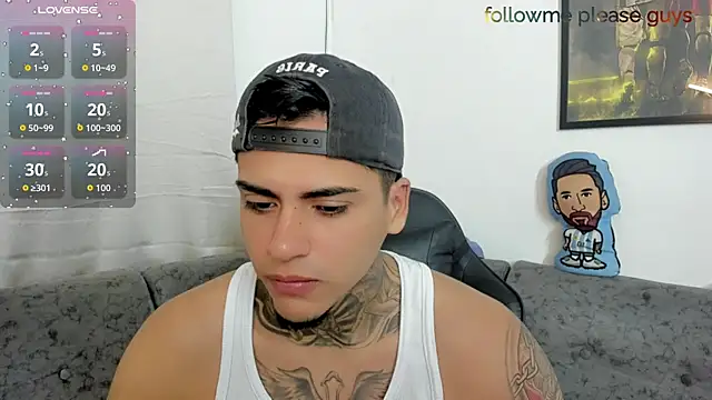 sweetlatinoboy online show from June 2026 09:15:02 AM