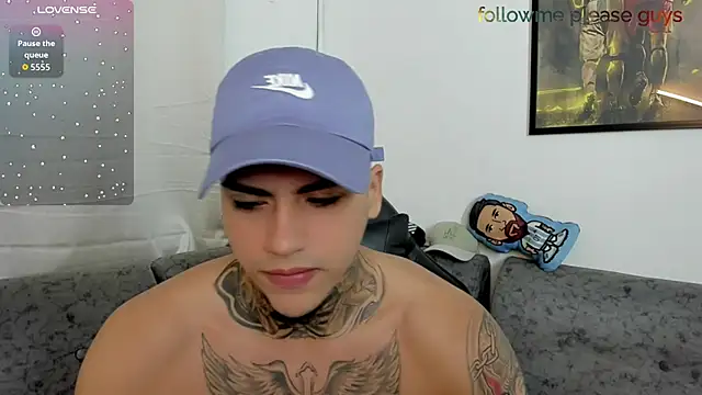 sweetlatinoboy online show from June 2026 11:05:01 PM
