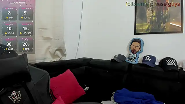 sweetlatinoboy online show from May 2026 11:47:01 AM