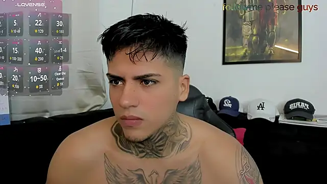 sweetlatinoboy online show from April 2026 10:40:01 AM