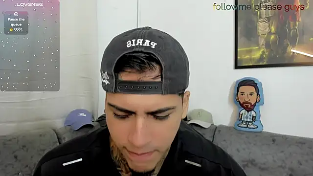 sweetlatinoboy online show from June 2026 11:59:01 AM
