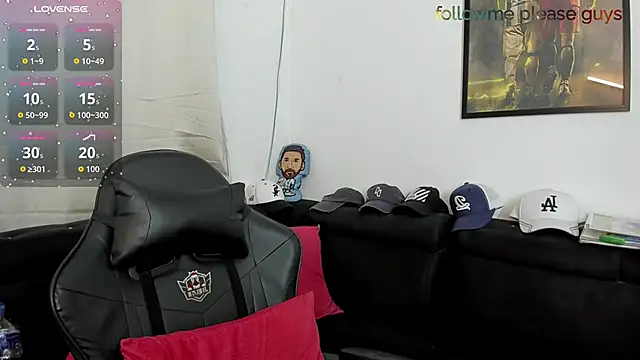 sweetlatinoboy online show from April 2026 10:46:01 PM