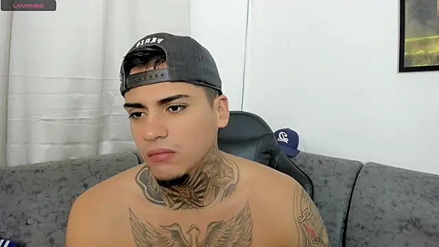 sweetlatinoboy online show from July 2026 10:26:02 AM