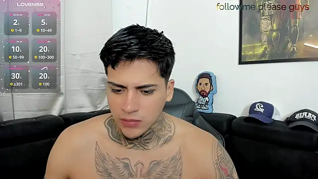 sweetlatinoboy online show from May 2026 11:32:01 AM