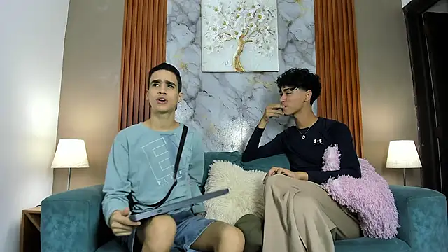 NAUGHTY BOYS1 online show from April 2026 08:17:01 PM