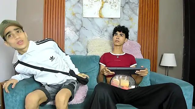 NAUGHTY BOYS1 online show from April 2026 07:21:02 PM