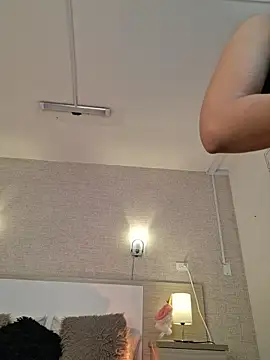Scarlet Evanss  online show from April 2026 06:38:01 PM
