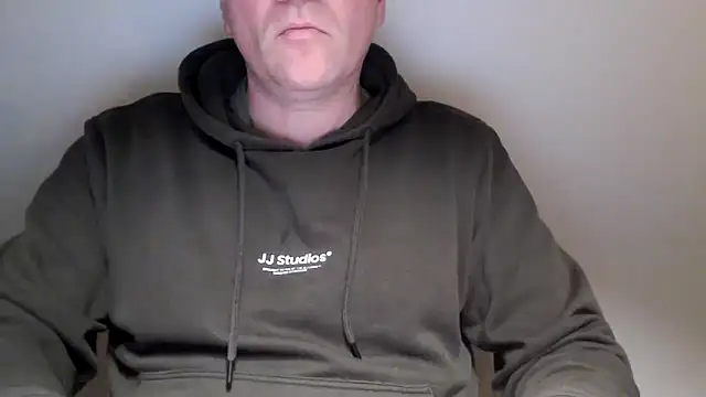 latexslaveboy online show from March 2026 06:54:01 PM