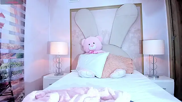 little doll18  online show from May 2026 09:10:02 PM
