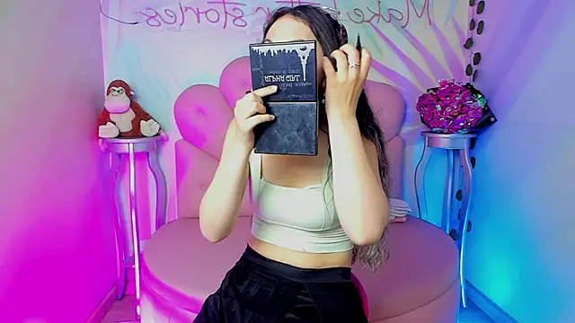 Ashley Benoit online show from May 2026 01:06:01 PM