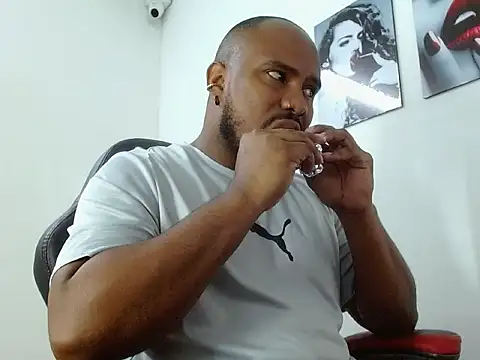 Alessandro Hamed online show from March 2026 01:35:02 PM