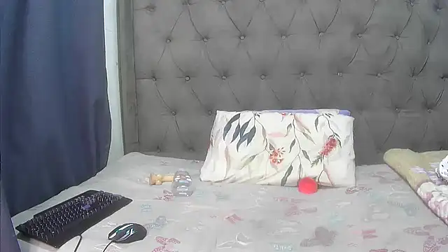 Sexy-Dinamy online show from April 2026 10:29:01 AM