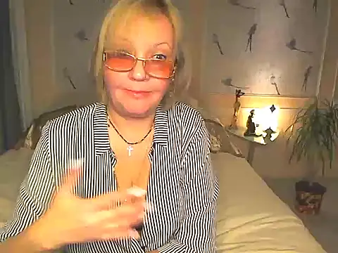 Anessa7321 online show from April 2026 06:20:02 PM