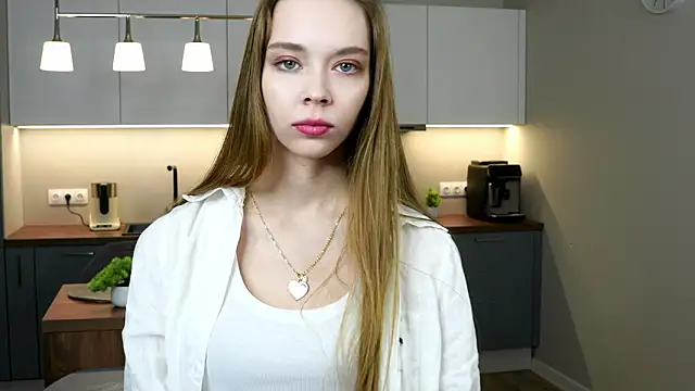 HermaFrain online show from March 2026 07:36:01 PM