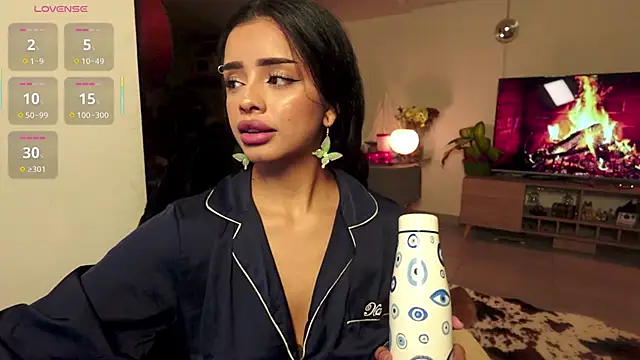 Amapola 999 online show from April 2026 11:45:01 PM