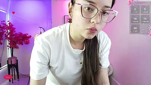 Shady bug online show from March 2026 07:40:02 PM