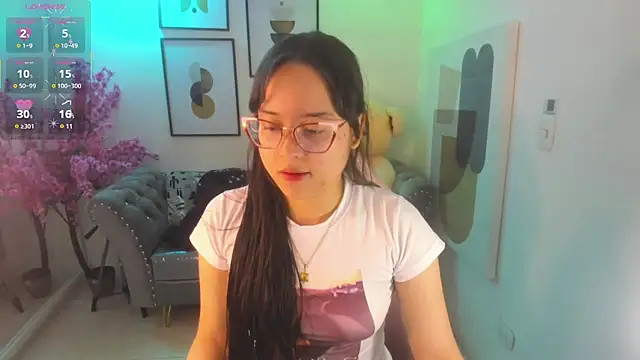 Snapshot of Shady_bug chatting on May 2026 12:42:02 PM Shady bug online show from May 2026 12:42:02 PM