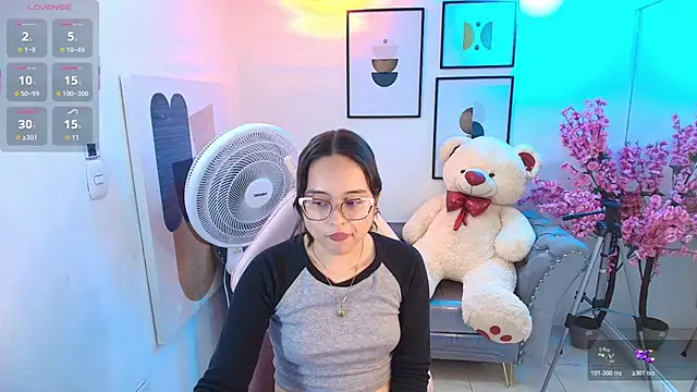 Snapshot of Shady_bug chatting on May 2026 07:01:01 PM Shady bug online show from May 2026 07:01:01 PM