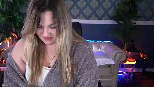 AlissyaGrayy online show from April 2026 01:37:01 PM