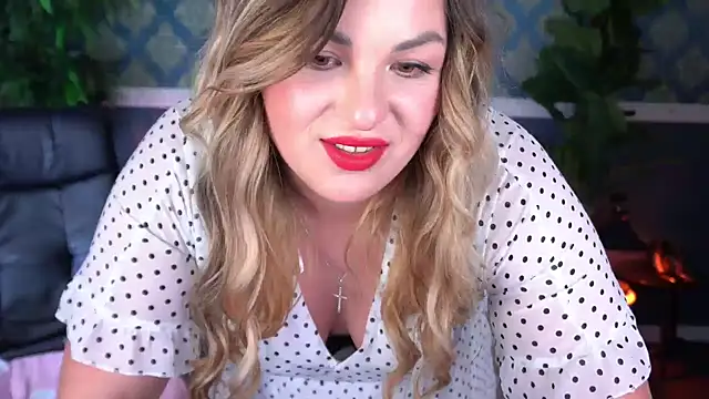 AlissyaGrayy online show from April 2026 12:56:02 PM