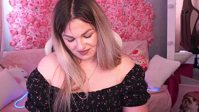 AlissyaGrayy online show from May 2026 12:36:01 PM