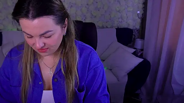 AlissyaGrayy online show from June 2026 05:40:02 AM