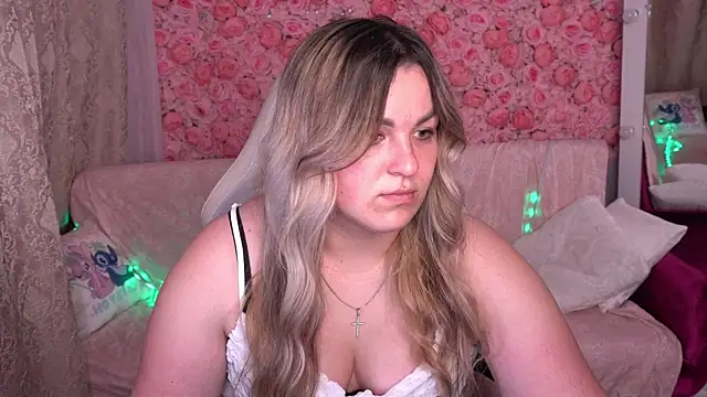 AlissyaGrayy online show from March 2026 01:44:01 PM