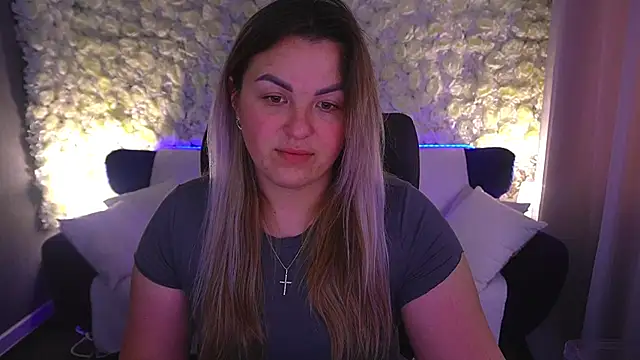 AlissyaGrayy online show from May 2026 12:44:01 PM