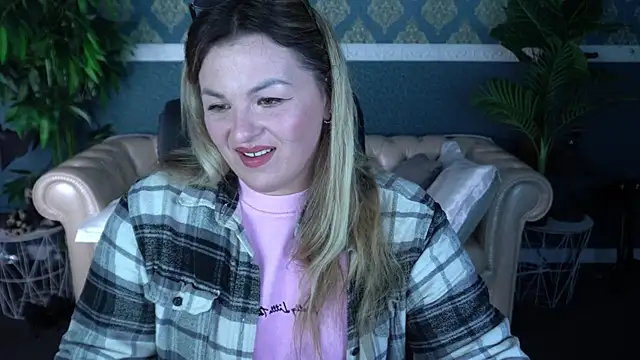 AlissyaGrayy online show from April 2026 05:47:01 AM