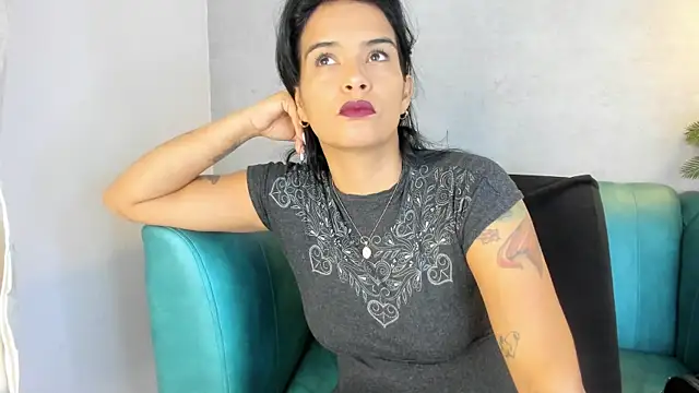 Samantha  Firee online show from May 2026 12:23:02 PM
