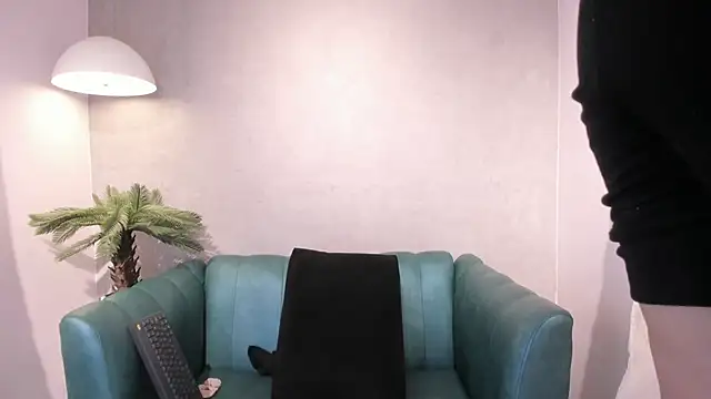 Samantha  Firee online show from May 2026 01:14:01 PM