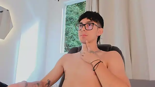 etham wolf1 online show from April 2026 08:42:02 PM