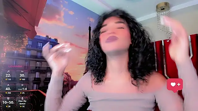 Paola Delfino online show from June 2026 09:53:01 AM