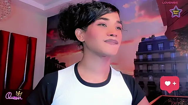 Paola Delfino online show from June 2026 02:33:01 PM