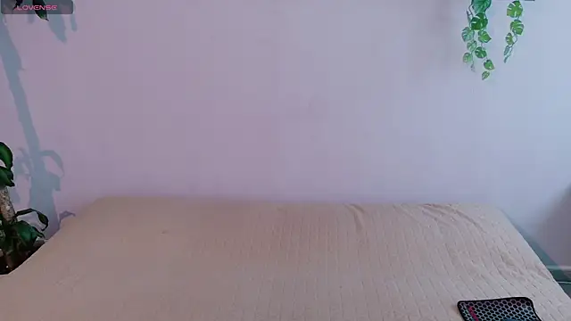 Snapshot of Zara_Fire chatting on May 2026 09:58:01 PM Zara Fire online show from May 2026 09:58:01 PM