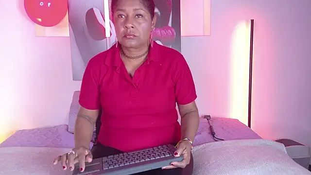 Snapshot of Miia_Blace chatting on June 2026 04:00:02 AM Miia Blace online show from June 2026 04:00:02 AM