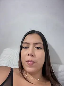 LauTul online show from April 2026 04:11:02 PM