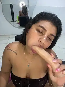 Mia rouseee online show from April 2026 12:34:01 AM