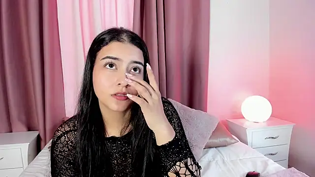 sweet aura31 online show from April 2026 07:51:01 PM