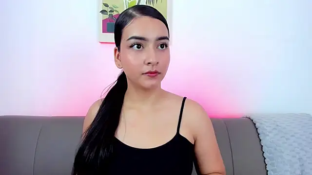 sweet aura31 online show from April 2026 09:00:02 PM